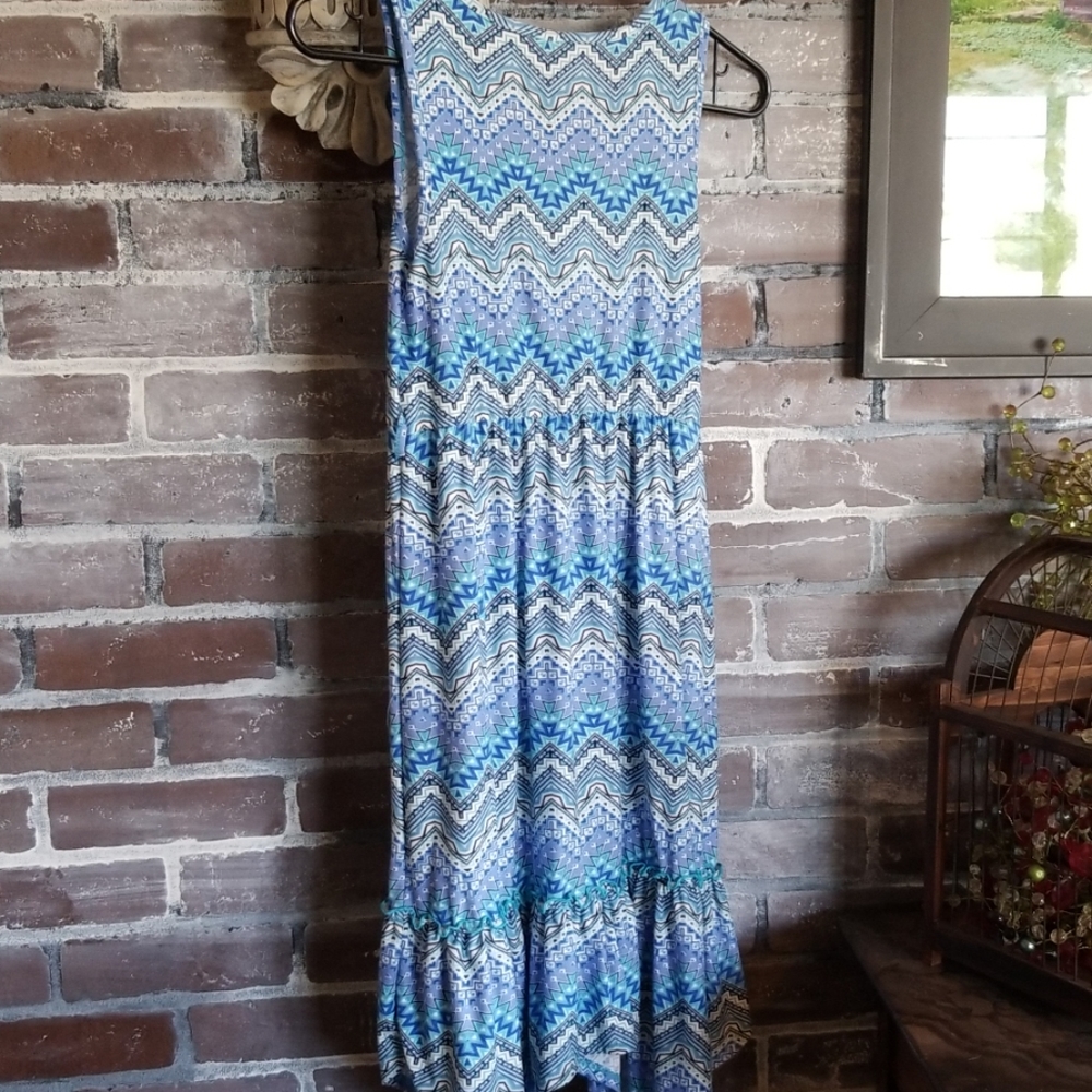 Star Ride Dress - Picture 4 of 7